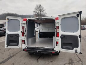 Opel Vivaro - 10