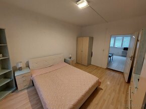 2 izbový byt v Komárne - 10