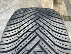 225/40 R18 Hankook - 10