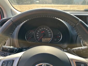 Toyota Yaris 1.33 VVT-i - 10