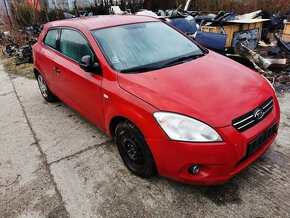 rozpredam kia ceed sw facelift 1.6 crdi 85kw 2010 rozpredam - 10