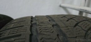 Zimné pneumatiky Nokian 235/40 R19 - 10