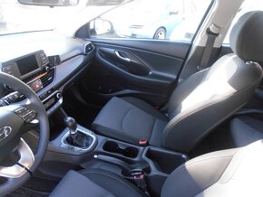 Hyundai i30 1.6 CRDi Comfort - 10