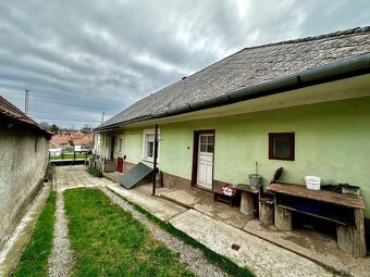 MAĎARSKO - GÖNC PEKNÝ 3 IZBOVÝ RODINNÝ DOM S VEĽKÝM POZEMKOM - 10