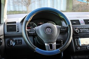 Volkswagen Touran 1.6 TDI Comfortline DSG - 10