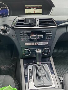 MERCEDES-BENZ C 220 CDI 4MATIC sedan - 10