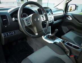 NISSAN NAVARA 2.5dci DoubleCab 09/2015 4x4 97tis KM  - 10