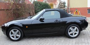 • MAZDA MX-5 1.8i, 93 kW, čierna metalíza, r.v. 2006 • - 10