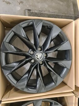 5X112 R19 ŠKODA-CRYSTAL 8,0J ET45 - 10