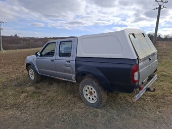 Nissan Navara 2.8 td - 10