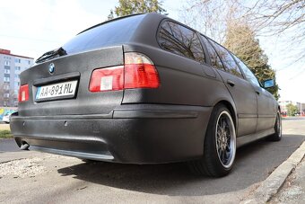 BMW e39 530D SportWagon - 10