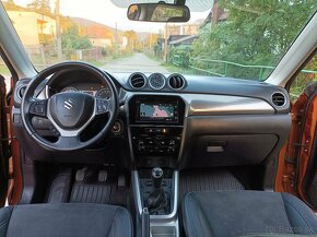 Suzuki Vitara 1.6 VVT Elegance - 10