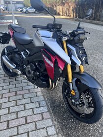 SUZUKI GSX-S1000 - 10