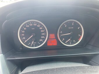 BMW e61 525d Manual - 10