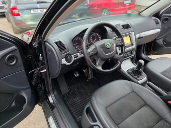 ŠKODA OCTAVIA COMBI SCOUT 2.0CRTDI 103KW MT6 4X4 ,XENON,NAVI - 10