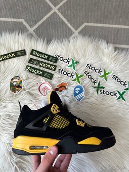 Jordan 4 - 10