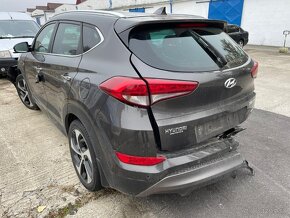 Hyundai Tucson - 10