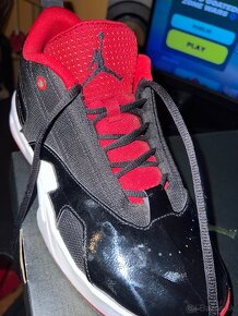 Jordan Max Aura 6 (GS) - 10