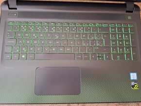 Predám notebook HP Pavilion Gaming 15-ak002nc - 10