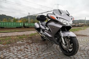 Honda Pan european ST 1300 - 10