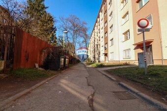 ZNÍŽENÁ CENA, GARÁŽ NA PREDAJ - KOŠICE, ULICA BULHARSKÁ (BLÍ - 10