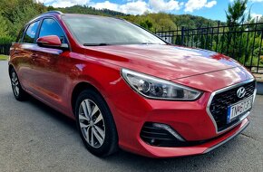 HYUNDAI I30 1.6CRDI 2019 - 10