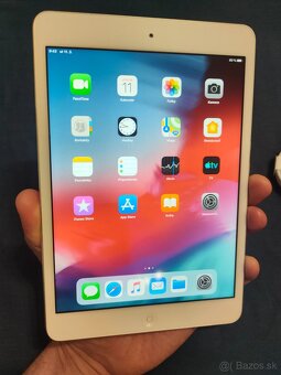 Apple iPad mini 2 16GB - 10