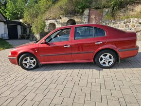 Škoda Octavia 1.6i - 10