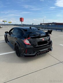 Honda Civic type r FK8 - 10