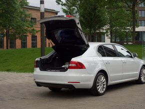 Škoda SUPERB 2.0 TDi 125KW DSG - 10