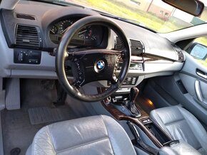 BMW X5 4.4i 210KW. V8 5-stupňova automatická prevodovka: - 10