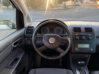 Volkswagen Touran 1.9 TDI DSG - 10