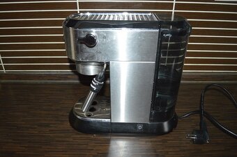 predam pakovy kavovar DeLonghi - 10