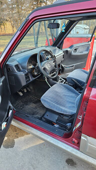 Suzuki Vitara 2.0i V6 - 10