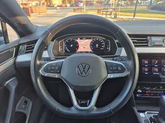 Volkswagen Passat Variant 2.0 TDI R Line EVO Elegance DSG - 10