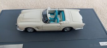 Predám model Maserati 3500 GT Spyder Frua 1957 1:43 MATRIX - 10