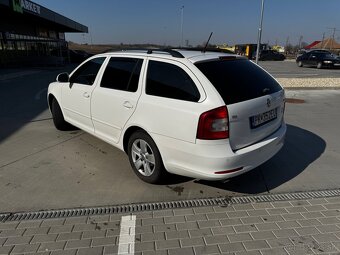 Škoda Octavia 2 Face Lift 1,6 TDi automat DSG rok 2012 - 10