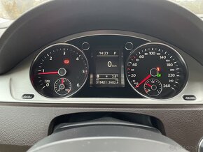 Volkswagen Passat B7 2.0 TDI DSG Higline - 10