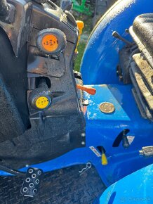 Malotraktor New Holland tce50 - 10