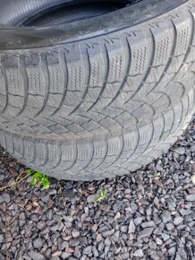 Zimné pneumatiky 195/65r15 - 2ks BRIDGESTONE - 10