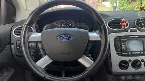 FORD FOCUS COMBI - 10