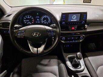 Hyundai i30 CW combi 1,4 73kW 2019 nízky nájazd - 10