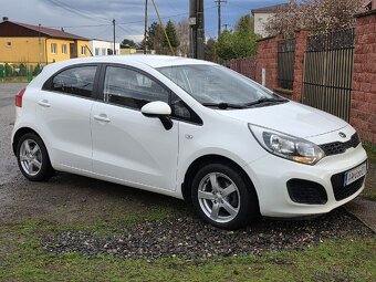 Kia Rio 1.25i 2013 - 10