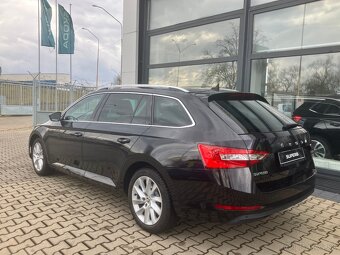 Škoda Superb Combi 2.0 TDI 190k Ambition DSG 11/2019 - 10