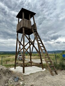 Polovnicky posed , lavicka , rozhľadňa - 10