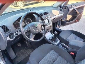 ŠKODA OCTAVIA COMBI ELEGANCE 1.6 CRTDI 77KW - 10