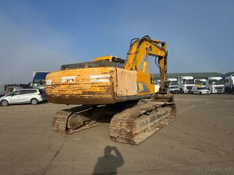 JCB 240 r.v. 1995, otočný pásový báger VIN 563 - 10