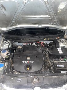 Volkswagen Golf 1.9 TDI - 10