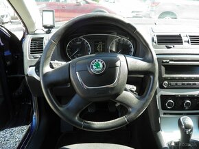 Škoda Octavia Combi 1.6 TDI CR DPF Elegance - 10