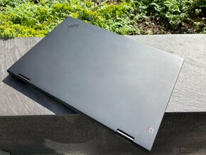 Lenovo X1 Yoga 3.gen - i7 / 16GB RAM / 2k LCD / IR kamera - 10